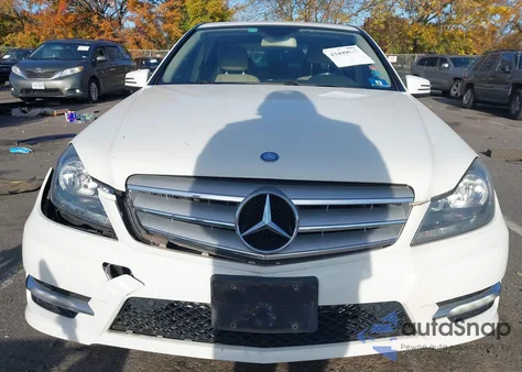 2012 Mercedes-Benz C 300 Luxury 4Matic/Sport 4Matic from USA, damaged, VIN WDDGF8BB0CR225339